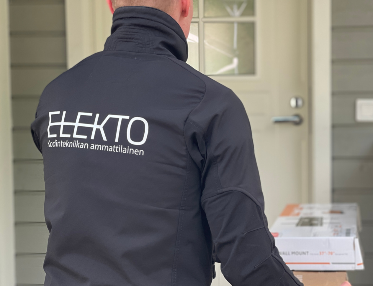 Tietokoneen asennus kotiisi